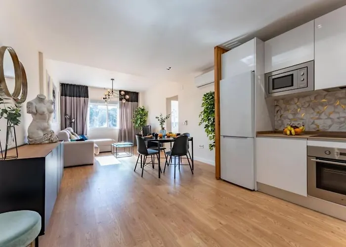 Ct 247 - Faro's Paradise Colours Apartman *