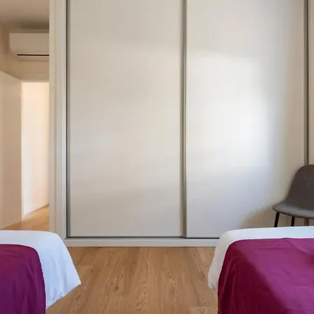 Ct 247 - Faro's Paradise Colours Apartment *